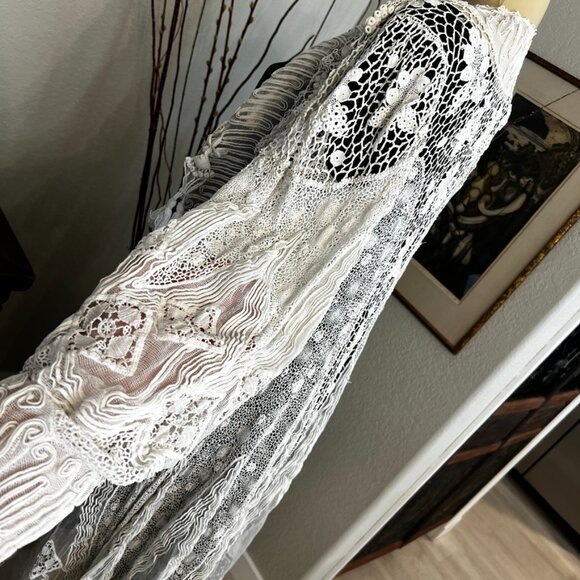 BoHo Style Hand Tatting&Lace Over Coat - Picture 2 of 14